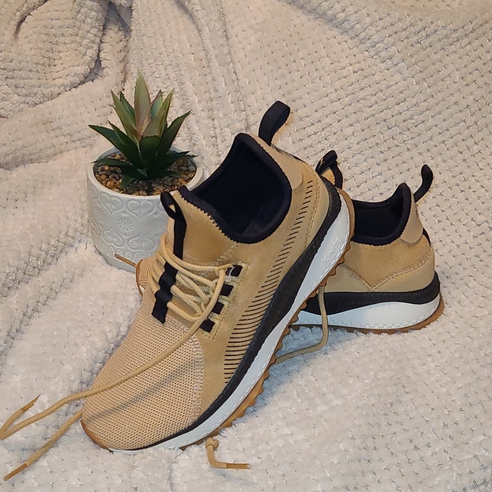 Nwt womens Puma ignite running shoes